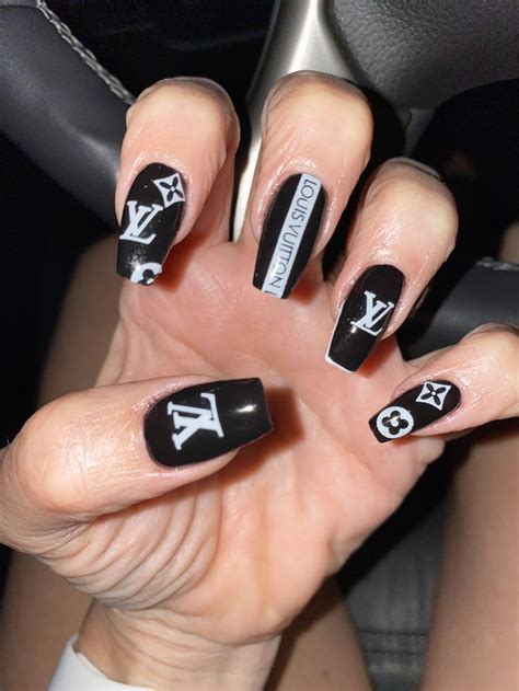 black and white louis vuitton nails|louis vuitton gel nail art.